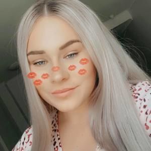 Meet your Posher, Heidi